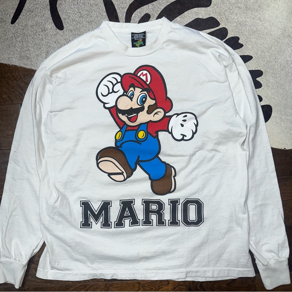 Vintage Mario 1996 Warner Bros Space Jam Tag Long Sleeve
